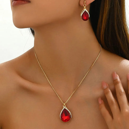 18K Gold-Plated Rhinestone Teardrop : Necklace and Earrings Jewelry